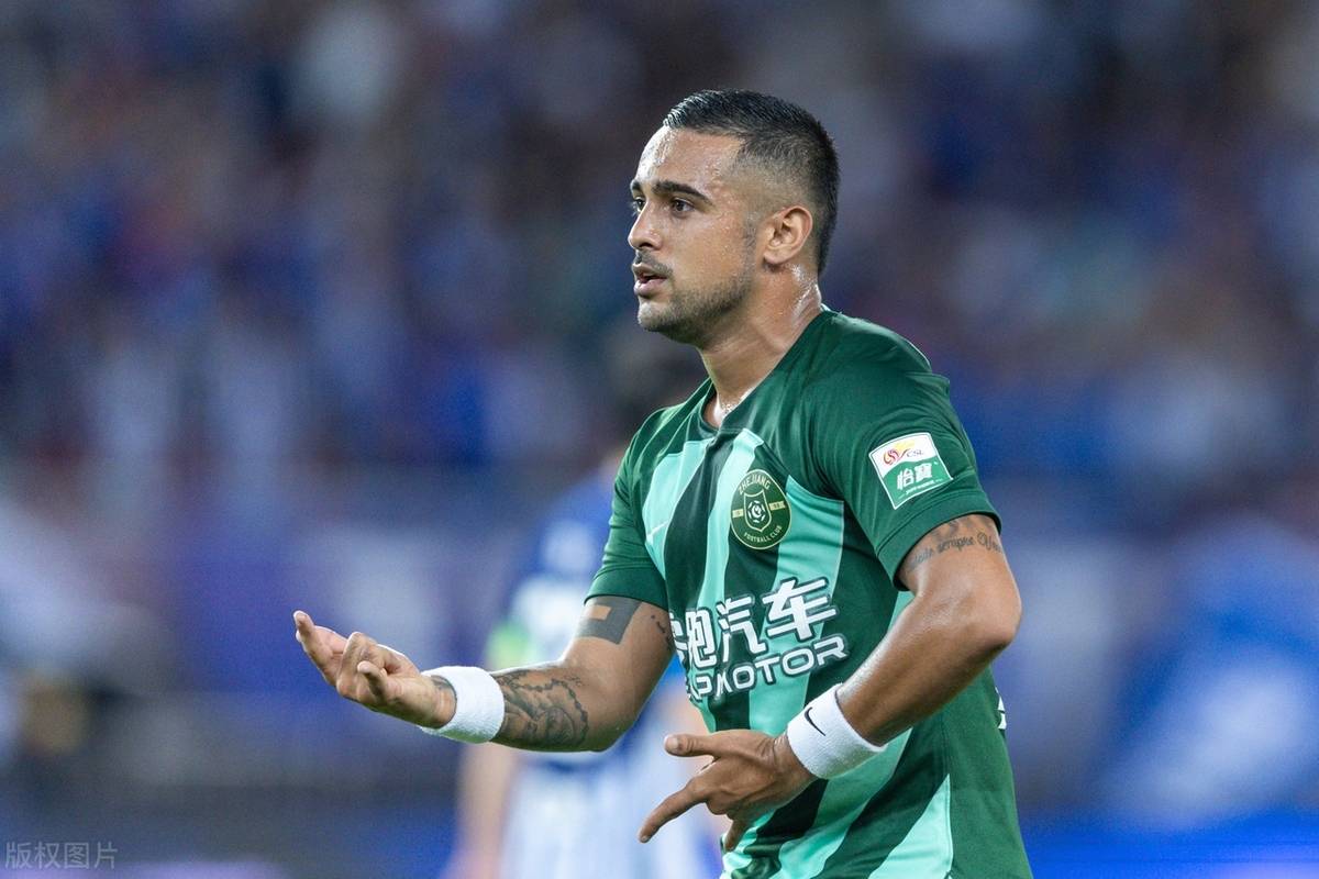 世俱杯-中超劲旅展现实力，压制对手如虎添翼