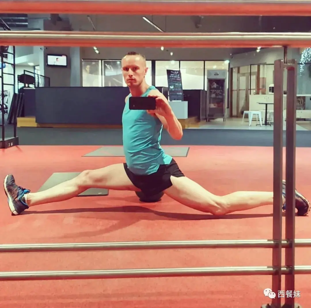 包含爱尔兰田径选手刷新个人纪录！获得银牌的词条