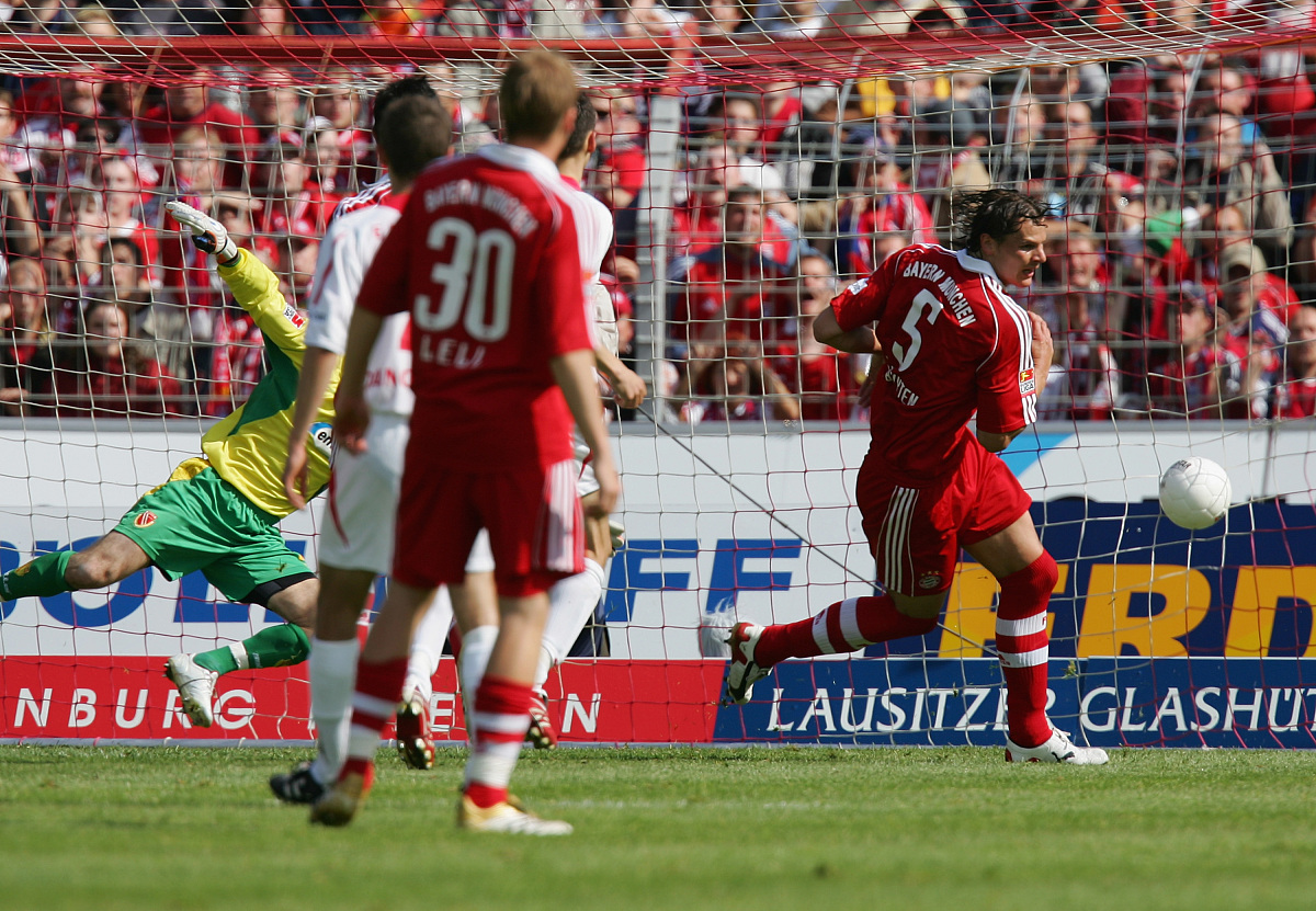 严密防守令对手毫无喘息机会，球队取胜在望的简单介绍