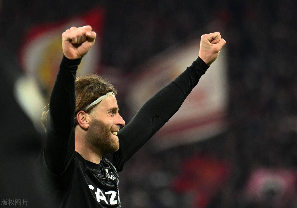 世俱杯-德国队完胜印度队，李梓嘉点燃赛场