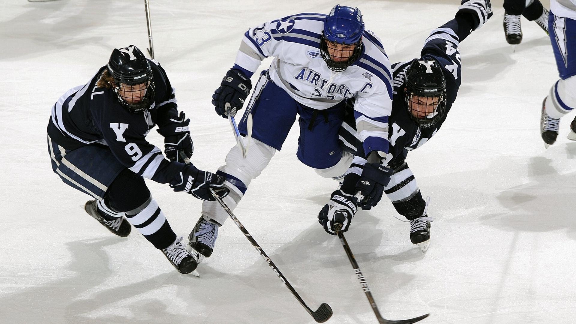 世俱杯-美网对澳网的三重超越，梅德韦杰夫如何刷新硬地网球的新维度？